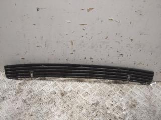 решетка капота Volkswagen Transporter T4 1994, 2.4 л., дизель, МКПП, белый, микроавтобус, 701819103