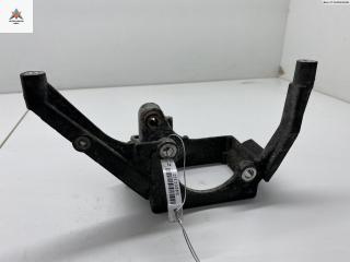 кронштейн гидроусилителя Audi A6 4B/C5 2000, 2.4 л., бензин, МКПП, серый, седан