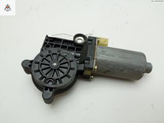 моторчик стеклоподъемника задний левый Volvo 850 1 поколение [рестайлинг] 1996, 2.5 л., АКПП, универсал, 0130821742