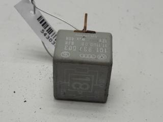 реле (прочие) Volkswagen Passat B3 1990, 1.8 л., бензин, МКПП, зелёный, универсал, N18