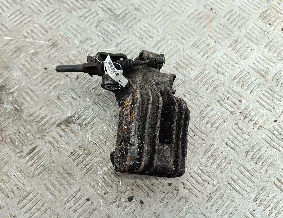 суппорт задний правый Audi A3 8L 1998, 1.9 л., дизель, МКПП, чёрный, хетчбэк 3 дв.