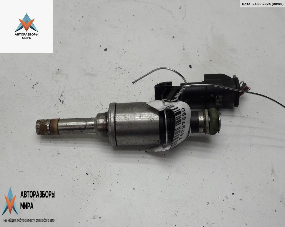 форсунка SEAT Leon 3 поколение 2014, 1.2 л., бензин, МКПП, белый, универсал, 04E906036E - фото №1