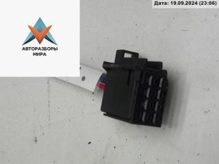 разъем (фишка) проводки Skoda Octavia mk2 (A5 1Z) 2006, 2.0 л., бензин, МКПП, красный, универсал, 1Z0972724