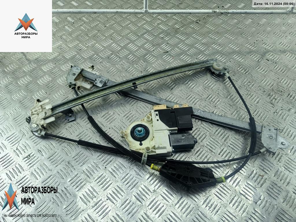 стеклоподъемник электрический передний правый Lancia Phedra 1 поколение 2007, 2.2 л., дизель, МКПП, серый, минивэн - фото №1