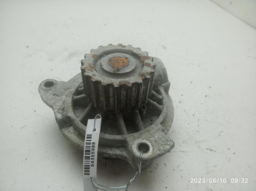 насос антифриза дополнительный Volkswagen Transporter T4 2002, 2.5 л., дизель, МКПП, белый, микроавтобус, 074121005N - фото №1