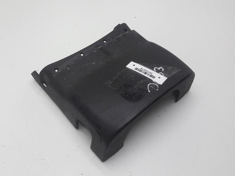 пластик Volkswagen Golf 4 поколение 1999, 1.9 л., дизель, МКПП, чёрный, универсал, 1J0858565B - фото №1