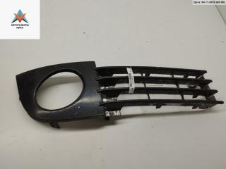 заглушка (решетка) в бампер Audi A6 4B/C5 [рестайлинг] 2002, 1.9 л., дизель, МКПП, серый, универсал, 4B0807682