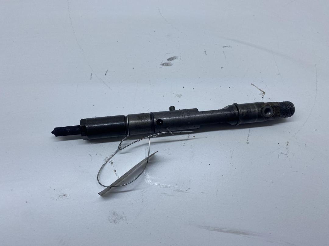 форсунка Audi A4 B6 2002, 2.5 л., дизель, АКПП, чёрный, универсал, 059130201F