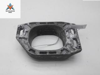 кронштейн (крепление) Volkswagen Passat B5 [рестайлинг] 2000, 2.5 л., дизель, МКПП, серый, универсал, 8D0199335P