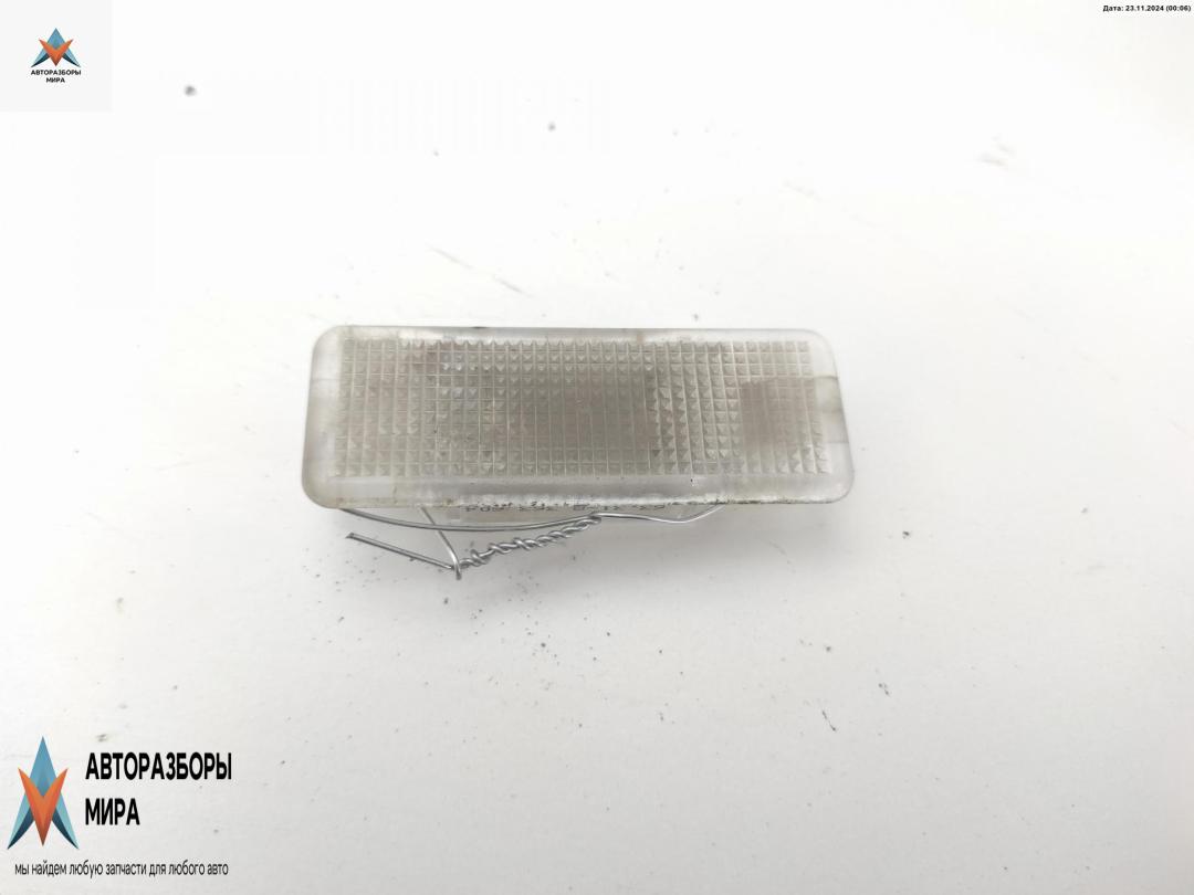 фонарь салона (плафон) BMW 5 серия E39 1999, 3.0 л., дизель, АКПП, серый, универсал, 8363604 - фото №1