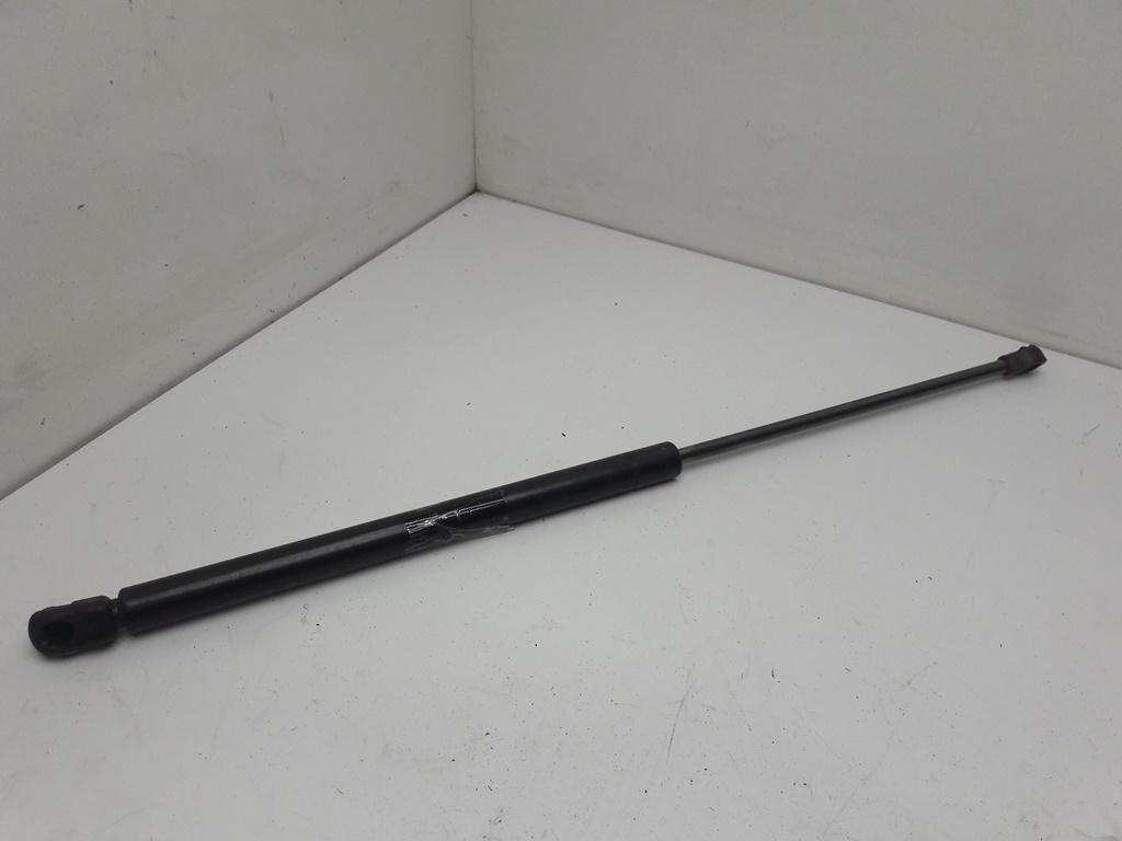 амортизатор крышки багажника (3-5 двери) Volkswagen Golf-4 2001, 1.9 л., дизель, МКПП, серый, хетчбэк 5 дв., 1J6827550