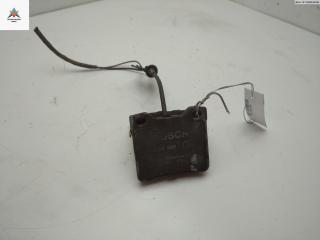 скоба суппорта Mercedes-Benz Vito-1 W638 1998, 2.3 л., бензин, МКПП, жёлтый, микроавтобус, 0986494000