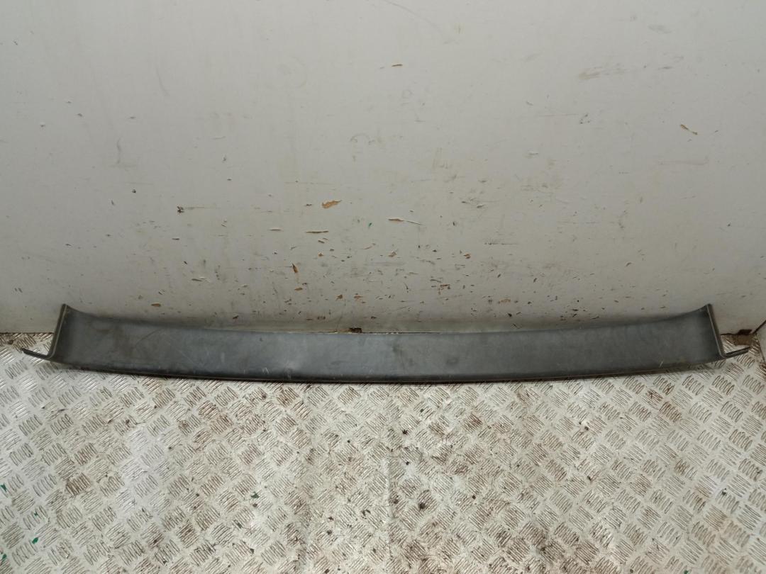 накладка на бампер Volvo V70 2000, 2.4 л., бензин, МКПП, синий, универсал, 9190317
