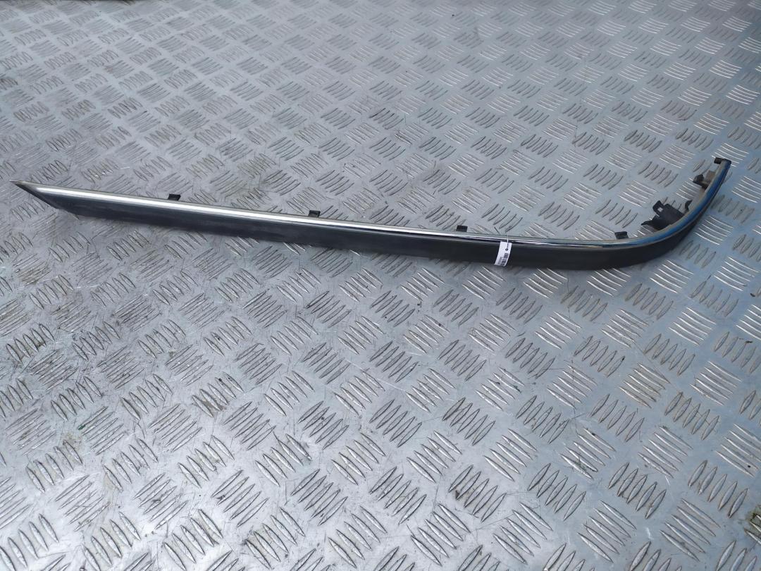 молдинг заднего бампера BMW 5 E39 2000, 2.5 л., бензин, МКПП, серый, универсал, 51128184511
