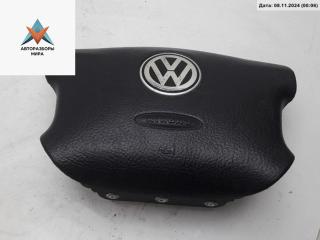 подушка безопасности водителя Volkswagen Passat B5 1998, 1.6 л., бензин, МКПП, красный, универсал, 3B0880201AE