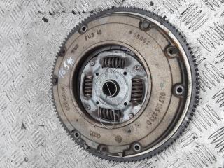 маховик Volkswagen Golf-4 2002, 1.4 л., бензин, МКПП, серый, хетчбэк 3 дв., 027105273D