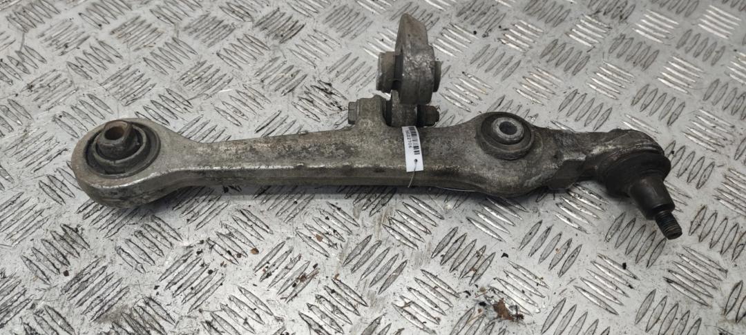рычаг передний правый Audi A6 C5 1997, 2.4 л., бензин, МКПП, зелёный, универсал