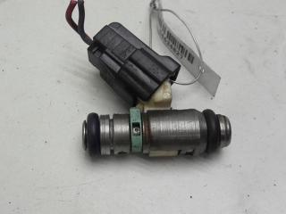 форсунка Volkswagen Golf-5 2004, 1.4 л., бензин, МКПП, серый, хетчбэк 5 дв., 036031AC