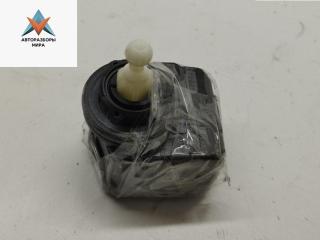 корректор фар Audi A6 4B/C5 [рестайлинг] 2003, 2.4 л., бензин, МКПП, серый, седан, 007878