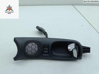 ручка внутренняя передняя левая Audi A4 B5 1997, 1.9 л., дизель, МКПП, серый, универсал, 8D1837019