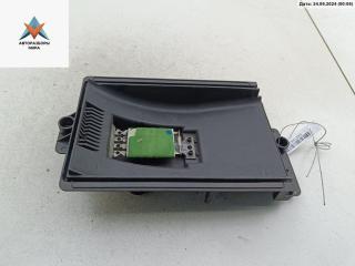 сопротивление печки Volkswagen Golf 4 поколение 1999, 2.3 л., бензин, МКПП, красный, хетчбэк 5 дв.