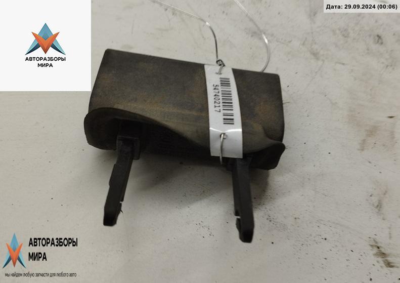 ручка крышки багажника Audi A6 4B/C5 1999, серый, универсал, 4B0627778B - фото №1