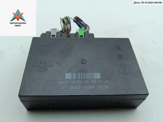 блок комфорта Volkswagen Golf 4 поколение 1999, 1.6 л., бензин, МКПП, синий, хетчбэк 5 дв., 1C0962258J