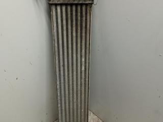 радиатор интеркулера Volvo S40 2 поколение [рестайлинг] 2008, 2.0 л., дизель, МКПП, чёрный, универсал, 30680124