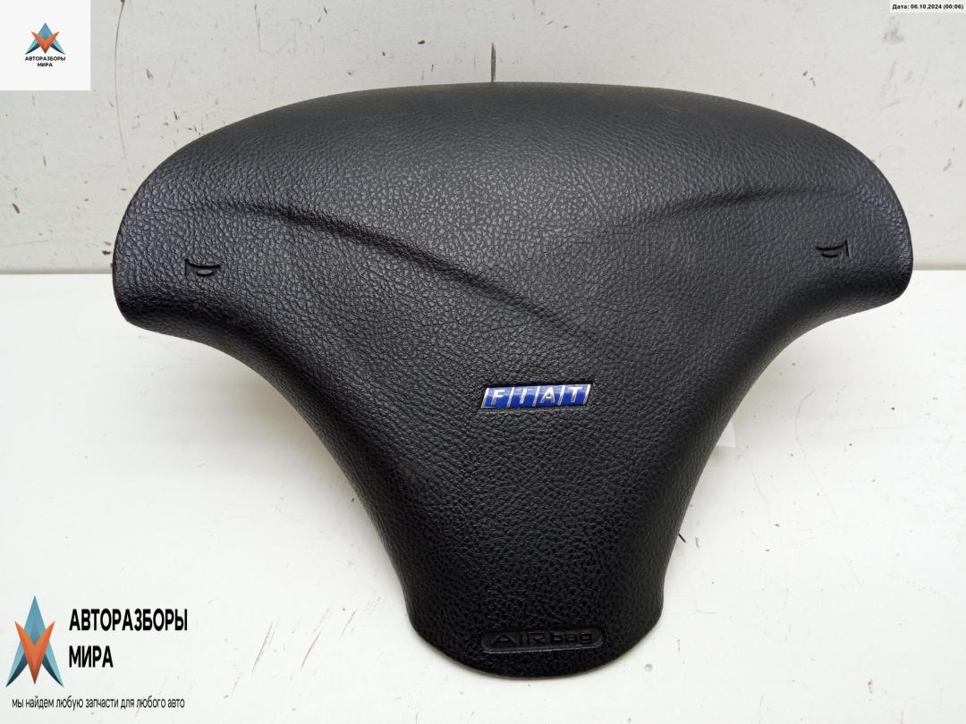 подушка безопасности водителя Fiat Bravo 1 поколение 1997, 1.6 л., бензин, МКПП, красный, хетчбэк 3 дв., 07189956140 - фото №1