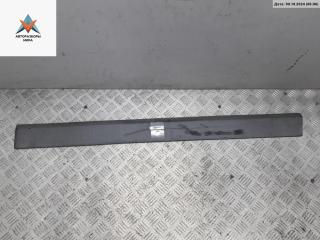 молдинг двери передней левой Volkswagen Passat B3 1993, 1.8 л., бензин, МКПП, серый, универсал, 357853515