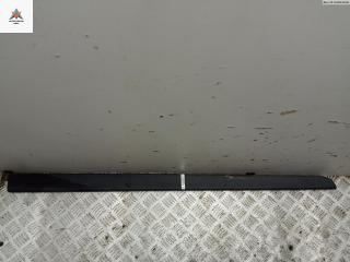 молдинг двери передней левой Volvo V70 2 поколение 2001, 2.4 л., бензин, МКПП, синий, универсал, 9484225