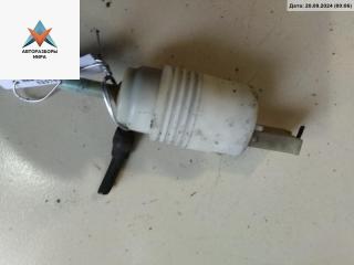 насос (моторчик) омывателя стекла Volkswagen Transporter T4 1992, красный, микроавтобус