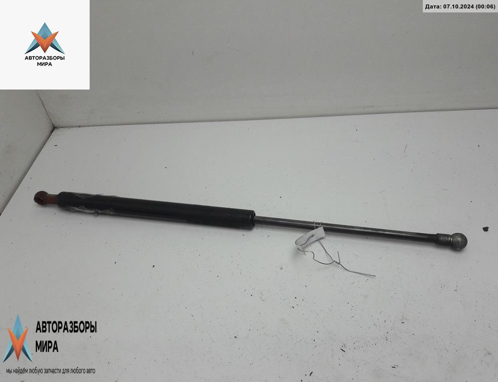 амортизатор крышки багажника (3-5 двери) Skoda Octavia mk1 (A4 1U) 2000, 2.0 л., бензин, МКПП, зелёный, универсал - фото №1