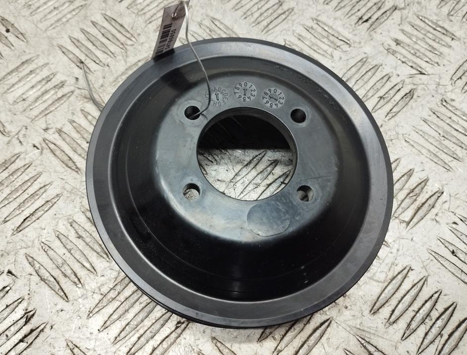 шкив помпы BMW 3 E46 1999, 2.0 л., бензин, МКПП, серый, седан