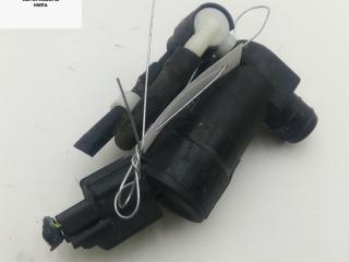 насос (моторчик) омывателя стекла Volvo S40 2 поколение 2005, серый, универсал, 1S7117K624FE