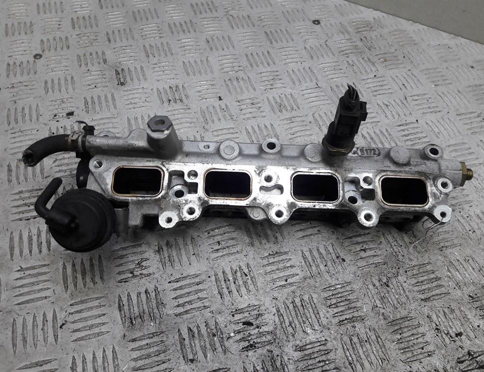 топливная рампа Volkswagen Passat B6 2005, 1.6 л., бензин, МКПП, синий, универсал, 0261545008