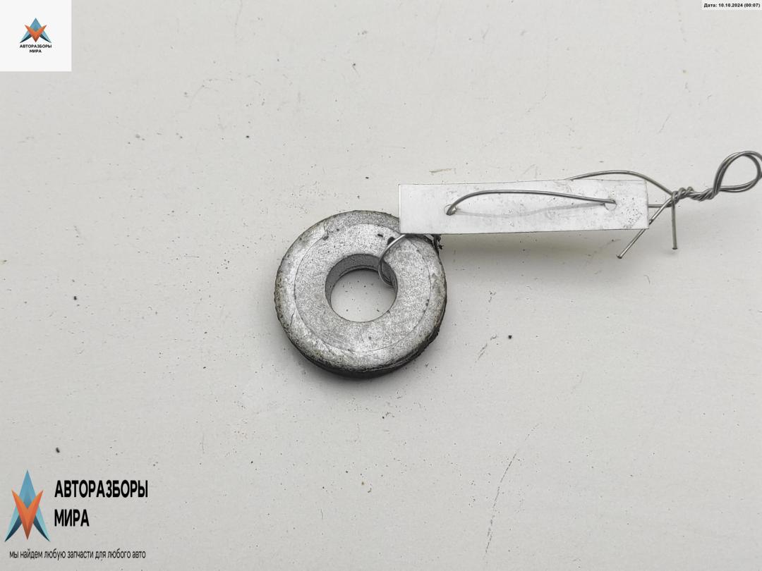 Болт крепления BMW 5 серия E39 1997, 2.8 л., бензин, АКПП, зелёный, универсал - фото №1