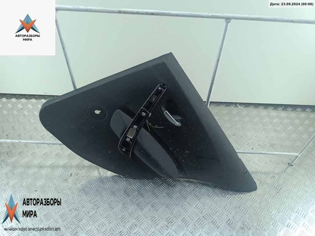 обшивка двери задняя правая BMW 1 серия E81/E82/E87/E88 2005, 2.0 л., дизель, МКПП, чёрный, хетчбэк 5 дв., 7133372 - фото №1