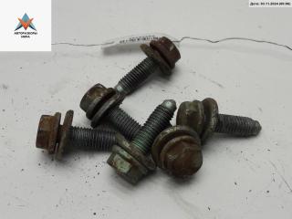 Болт крепления Skoda Octavia mk1 (A4 1U) 2000, 2.0 л., бензин, МКПП, серый, универсал