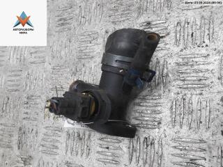 фланец (тройник) системы охлаждения Volkswagen Vento 1 поколение 1997, 1.9 л., дизель, МКПП, синий, седан