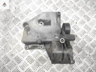 кронштейн компрессора кондиционера BMW 5 серия E39 1996, 2.5 л., бензин, МКПП, серый, седан, 1740725