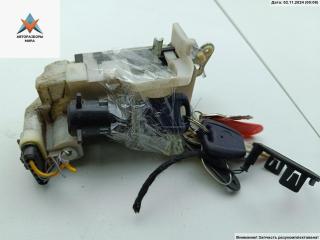 замок двери передней правой Fiat Punto 2 поколение [рестайлинг] 2004, 1.2 л., бензин, МКПП, красный, хетчбэк 3 дв.