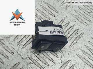 кнопка стеклоподъемника переднего правого BMW 5 серия E39 1999, 2.5 л., бензин, МКПП, серый, универсал, 8368974