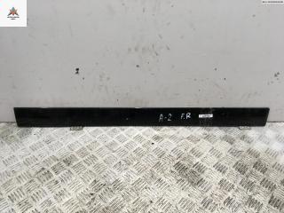 молдинг двери передней правой Audi A2 8Z 2001, 1.4 л., бензин, МКПП, чёрный, хетчбэк 5 дв.