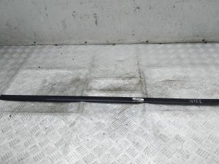 молдинг двери передней правой Audi A6 4B/C5 2000, 2.5 л., дизель, МКПП, чёрный, универсал, 4B0853954A