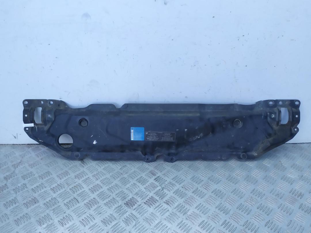 рамка капота BMW 5 E60/E61 2006, 2.5 л., бензин, АКПП, серый, универсал, 7033741