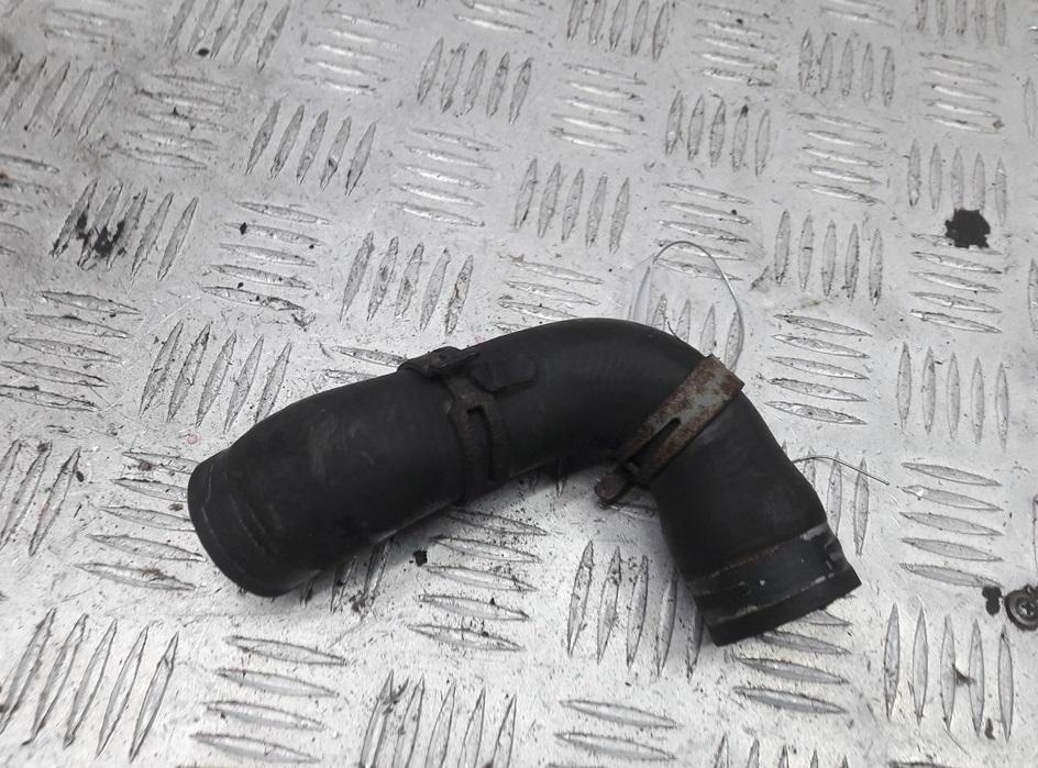 патрубок (трубопровод, шланг) Volkswagen Golf-4 2002, 1.6 л., бензин, МКПП, чёрный, хетчбэк 5 дв.