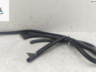 уплотнитель двери Audi A5 8T 2008, 1.8 л., бензин, МКПП, чёрный, купе, 8T0831707D