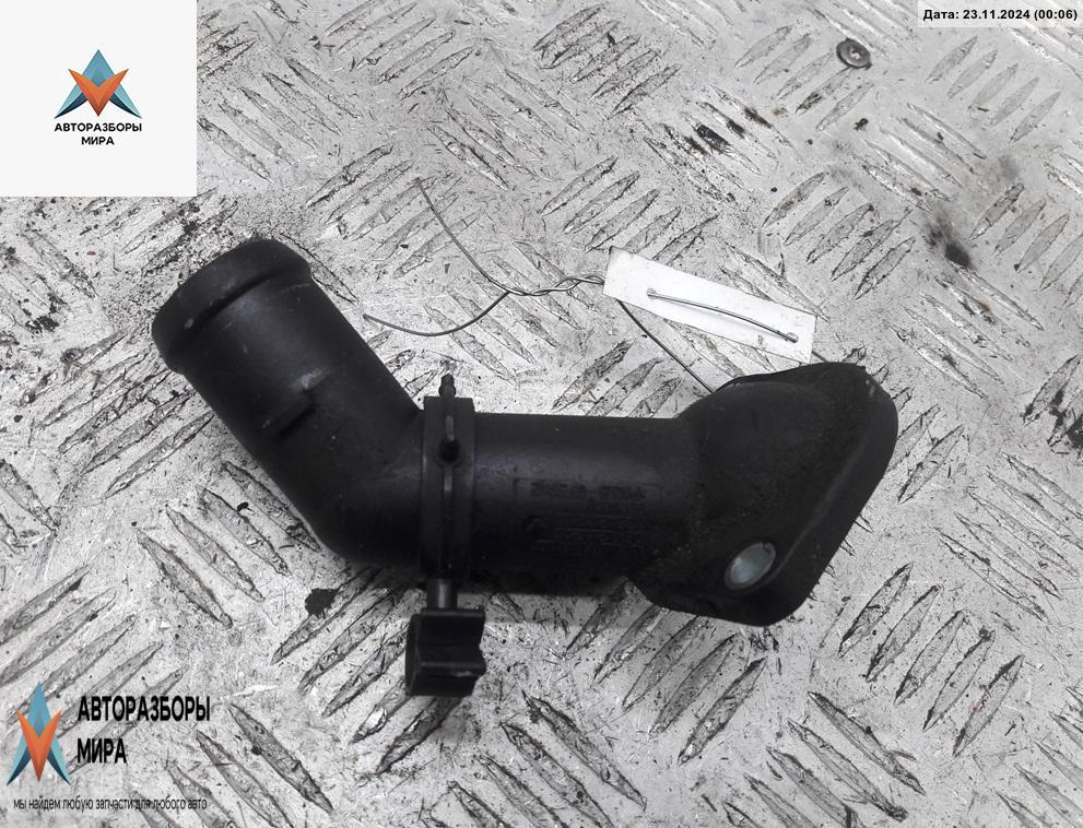 корпус термостата Volkswagen Golf 4 поколение 2004, 1.9 л., дизель, МКПП, серый, универсал, 06A121121C - фото №1