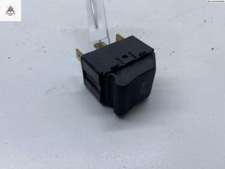 кнопка стеклоподъемника переднего левого Audi A4 B5 1997, 1.6 л., бензин, МКПП, чёрный, седан, 4D0959855